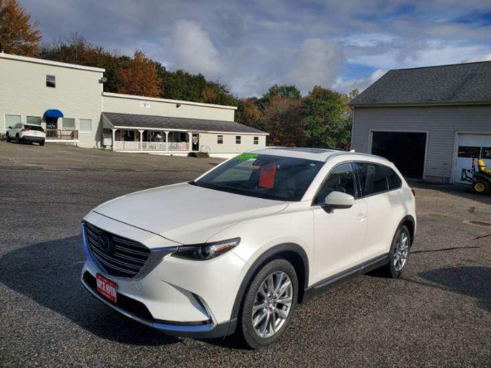 2017 Mazda CX-9 , located at 27 Main St., Norway, MD, 04268, (207) 743-0900, 44.199795, -70.530807 - 2017 Mazda CX-9 AWD 4cyl, At.Pw, Pl, Pm, Headed Seats, A/C, Cd, Cruise,Nav, Sunroof, 3rd row seat, Loaded 123k,----------------------------------------------------------$16,995.00 - Photo #4