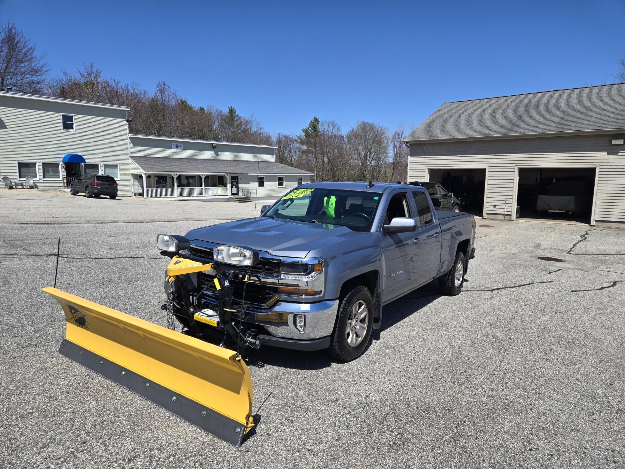 photo of 2016 Chevrolet Silverado 1500 LT Double Cab 4WD