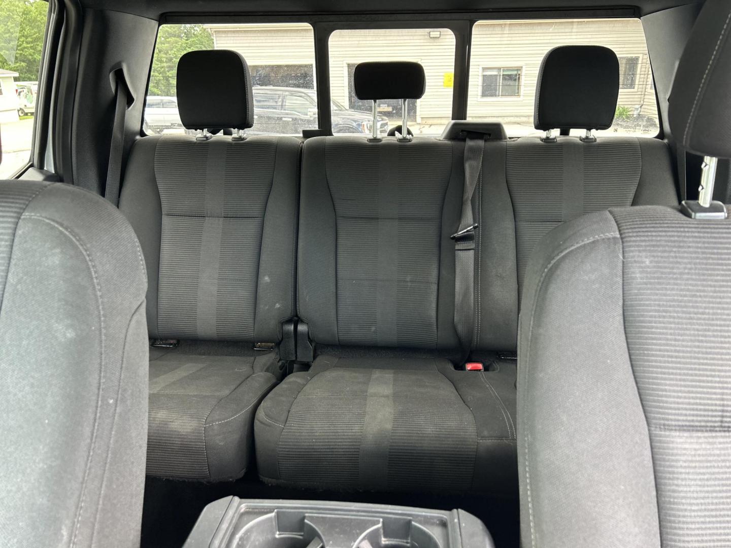 2017 Silver /Gray Ford F-150 XLT SuperCrew 5.5-ft. Bed 4WD (1FTEW1EP7HF) with an 2.7L V6 DOHC 24V engine, 6A transmission, located at 27 Main St., Norway, MD, 04268, (207) 743-0900, 44.199795, -70.530807 - Photo#8