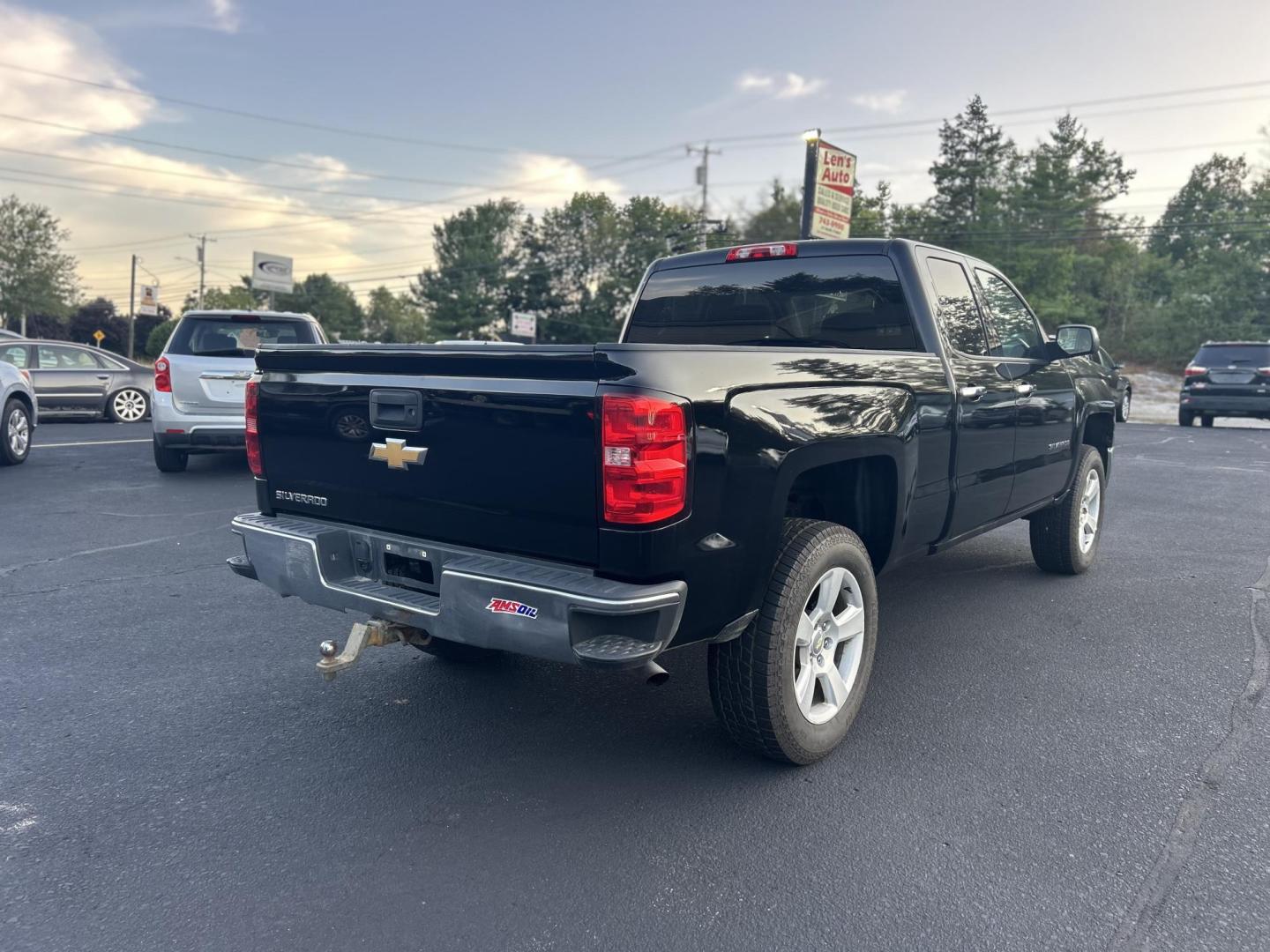 2015 Black /Gray Chevrolet Silverado 1500 Work Truck Double Cab 4WD (1GCVKPEC9FZ) with an 5.3L V8 OHV 16V engine, 6-Speed Automatic transmission, located at 27 Main St., Norway, MD, 04268, (207) 743-0900, 44.199795, -70.530807 - Photo#3