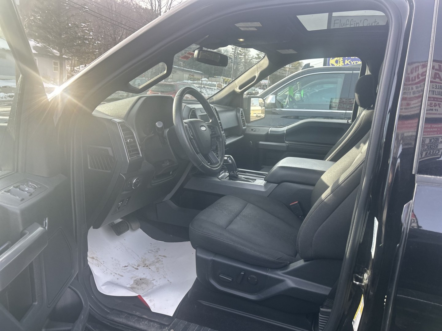 2020 Black /Black Ford F-150 XLT SuperCrew 6.5-ft. Bed 4WD (1FTEW1EP9LK) with an 2.7L V6 DOHC 24V engine, 6A transmission, located at 27 Main St., Norway, MD, 04268, (207) 743-0900, 44.199795, -70.530807- Photo#4