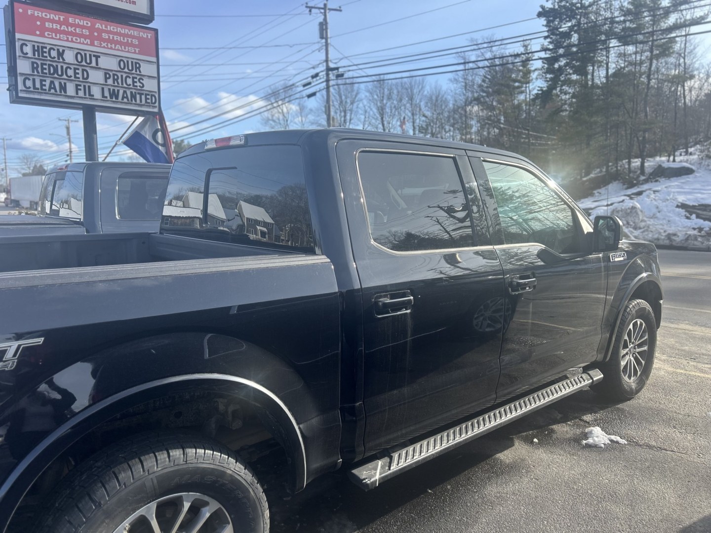2020 Black /Black Ford F-150 XLT SuperCrew 6.5-ft. Bed 4WD (1FTEW1EP9LK) with an 2.7L V6 DOHC 24V engine, 6A transmission, located at 27 Main St., Norway, MD, 04268, (207) 743-0900, 44.199795, -70.530807- Photo#2