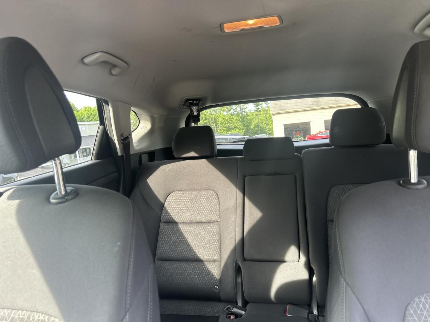2017 Black /Black Hyundai Tucson SE w/Preferred Package AWD (KM8J3CA40HU) with an 2.0L L4 DOHC 16V engine, 6A transmission, located at 27 Main St., Norway, MD, 04268, (207) 743-0900, 44.199795, -70.530807 - Photo#7