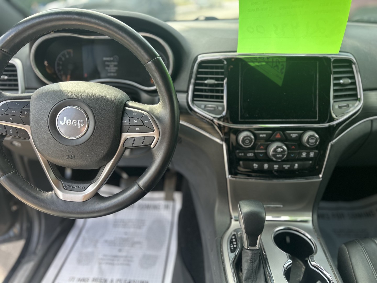 2019 Black /Black Jeep Grand Cherokee Limited 4WD (1C4RJFBG8KC) with an 3.6L V6 DOHC 24V engine, 8A transmission, located at 27 Main St., Norway, MD, 04268, (207) 743-0900, 44.199795, -70.530807- Photo#6